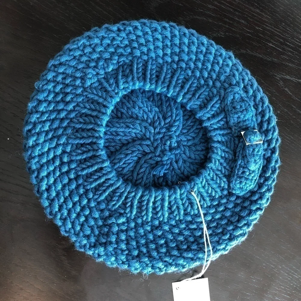 NWT Hat Attack Beret